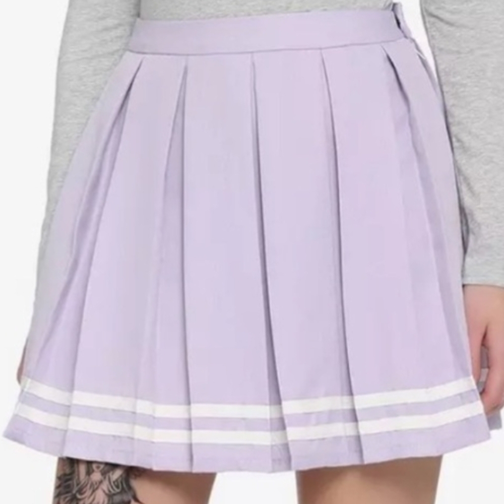 NWT Hot Topic Lavender Cheer Skirt